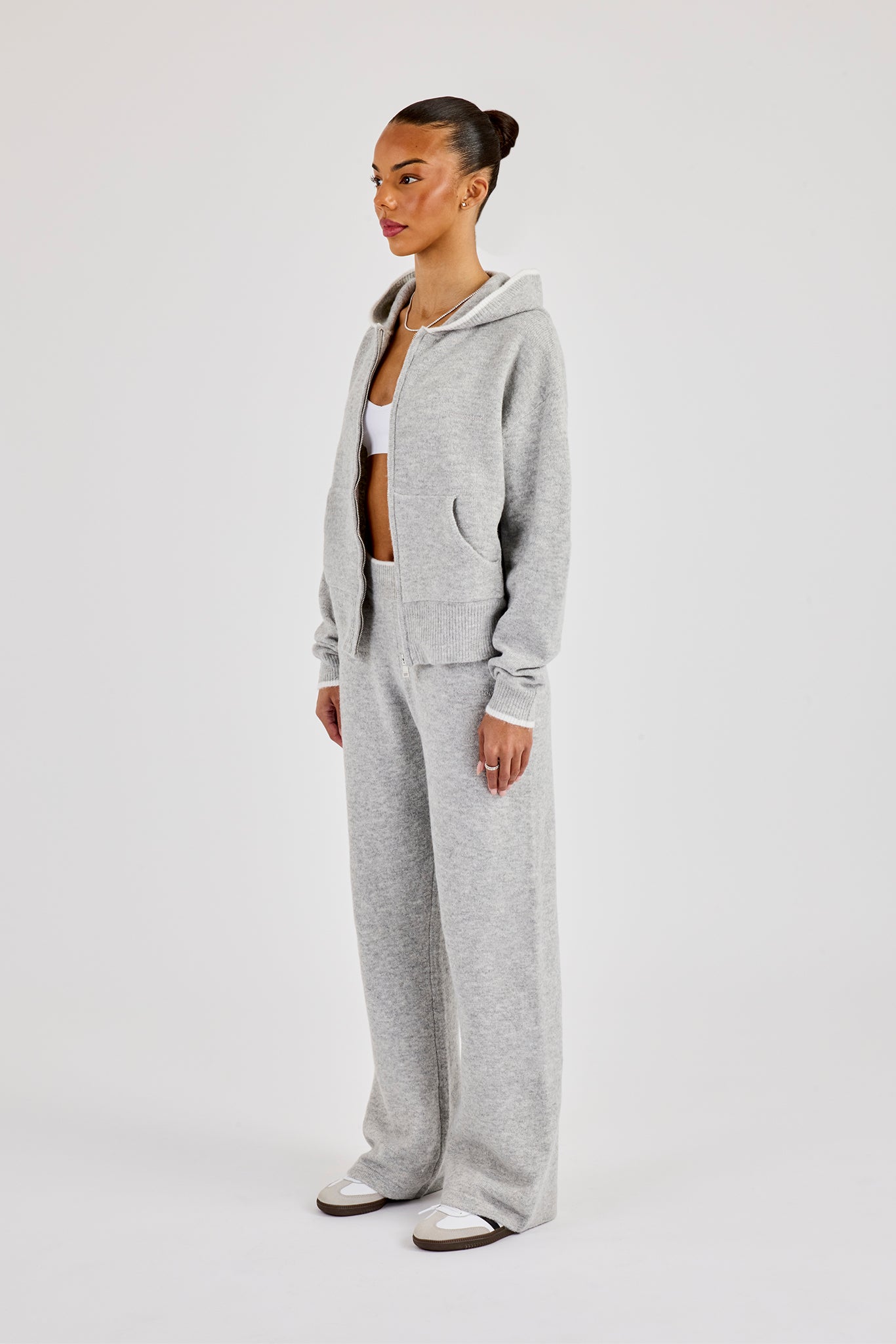 Knitted Zip Through & Jogger With Contrast Tipping - Grey